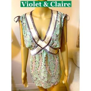 Violet & Claire Floral V Neck Tunic Sz XL
